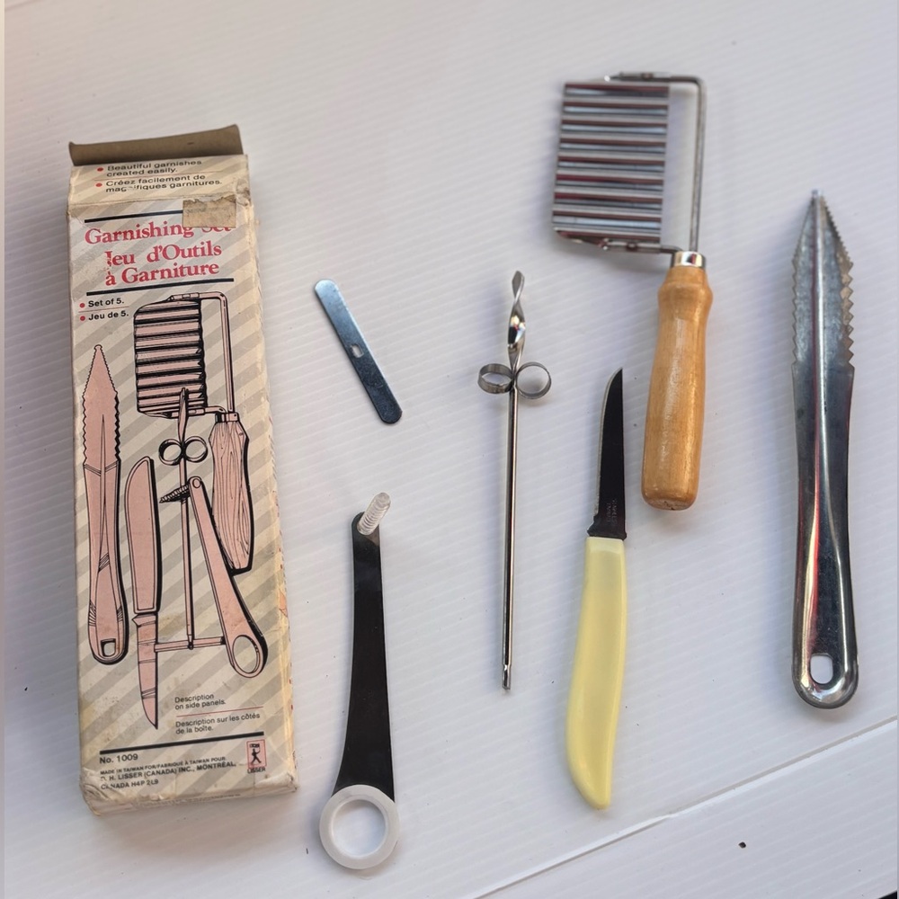 Vintage Garnishing Tool Set Retro Kitchen Display